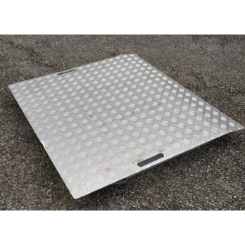 plaque de quai aluminium avec poignées charge 1200 kg