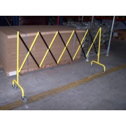 Barrière extensible sur roulettes HT 1M09 X 2M85 en extension maxi  avec freins