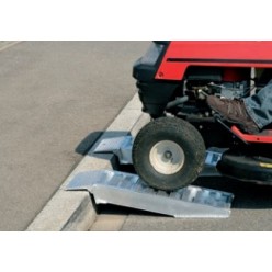 Paire de Rampes de chargement trottoirs 800x245 mm charge 1500 kg / unité